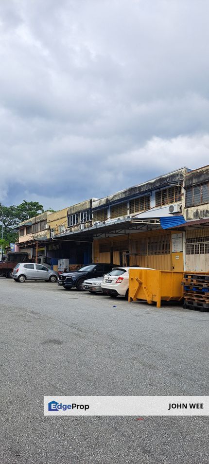 Light Industrial 1.5 storey for SALE at Taman Perindustrian Ehsan Jaya, Kepong, Kuala Lumpur, Kepong