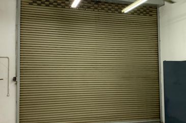 Link Factory 1.5 storey for RENT @ Puchong.