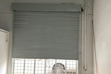 Link Factory 1.5 storey for RENT @ Puchong.