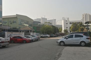 Detach Factory for Rent @ Bandar Kinrara, Puchong.