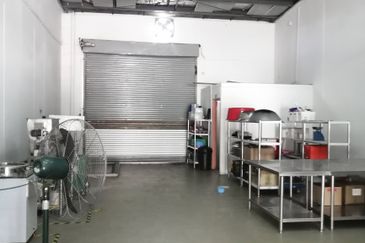 Terrace factory for rent @ Taman Perindustrian Puchong, Puchong.