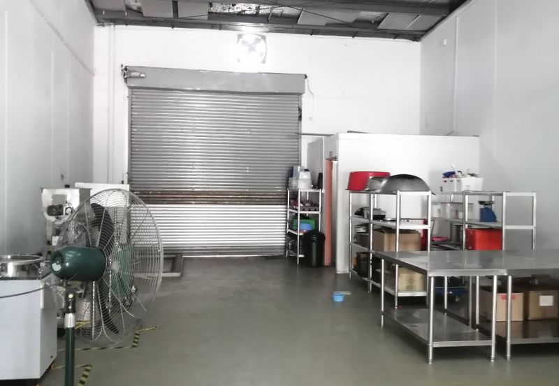 Terrace factory for rent @ Taman Perindustrian Puchong, Puchong.