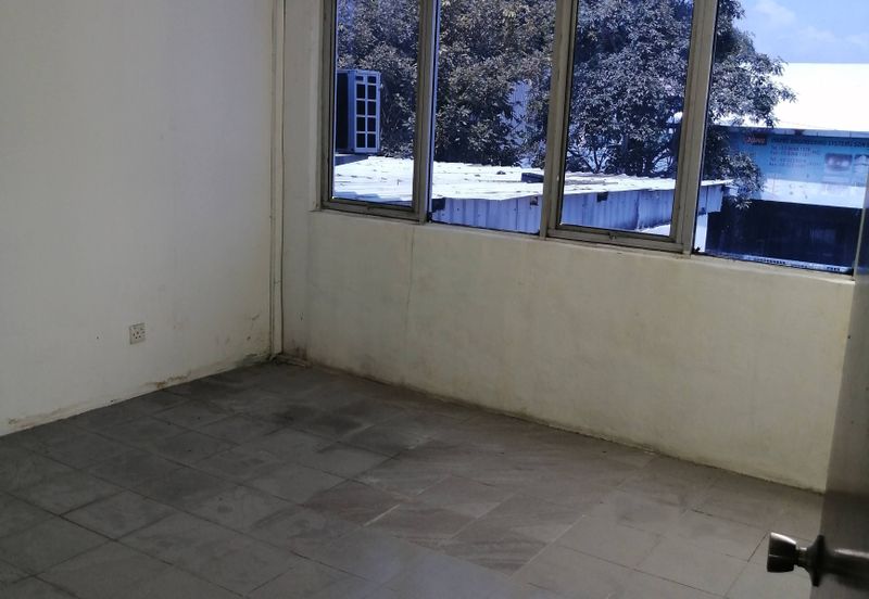 Terrace factory for rent @ Taman Perindustrian Puchong, Puchong.