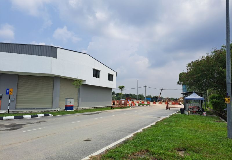 Limited Link Factory for Rent @ Taman Perindustrian Putra.