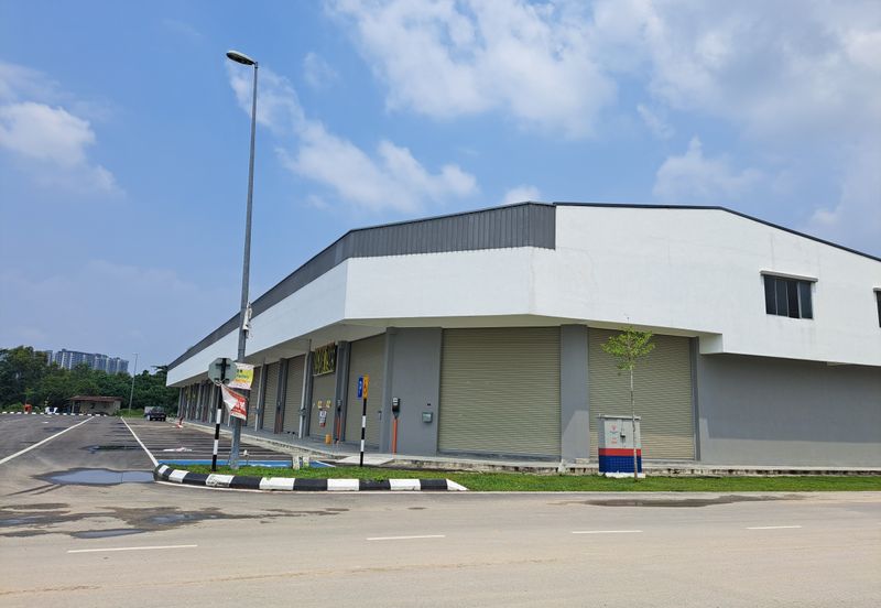 Limited Link Factory for Rent @ Taman Perindustrian Putra.