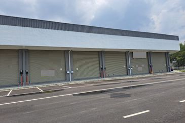 Limited Link Factory for Rent @ Taman Perindustrian Putra.