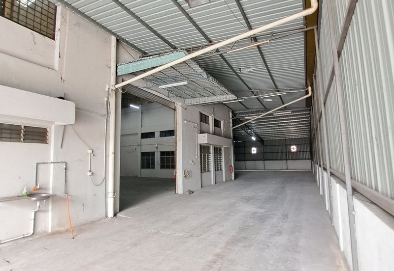Hot Deal! Factory for Rent in Strategic Location @ Bandar Kinrara. 