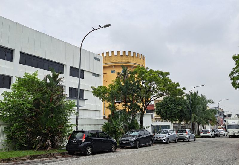 Hot Deal! Factory for Rent in Strategic Location @ Bandar Kinrara. 