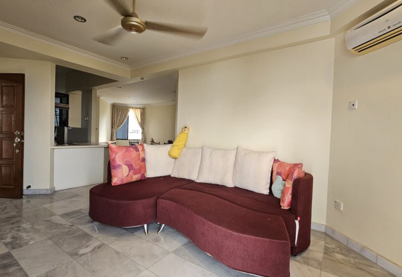 Marina Tower, Ratu Mutiara