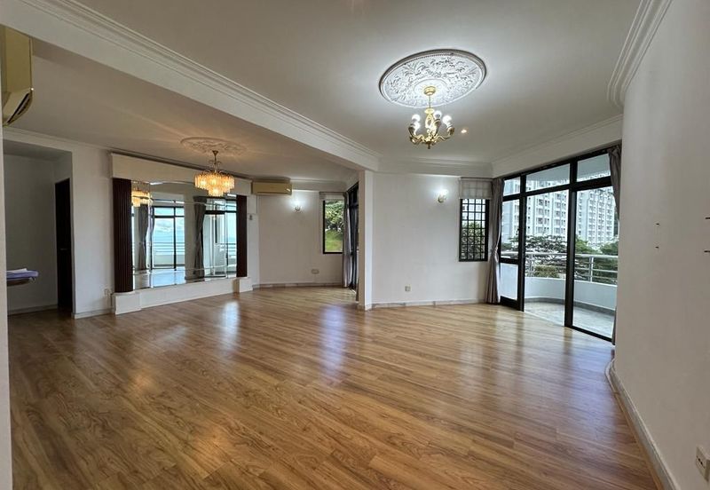 Marina Tower, Ratu Mutiara