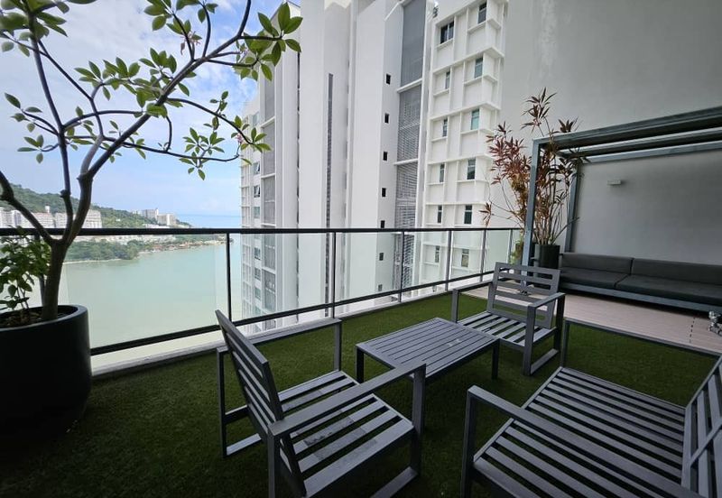 Infinity Beachfront Super Condominium