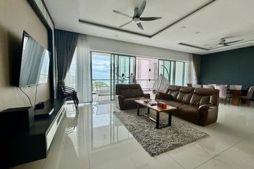 Infinity Beachfront Super Condominium