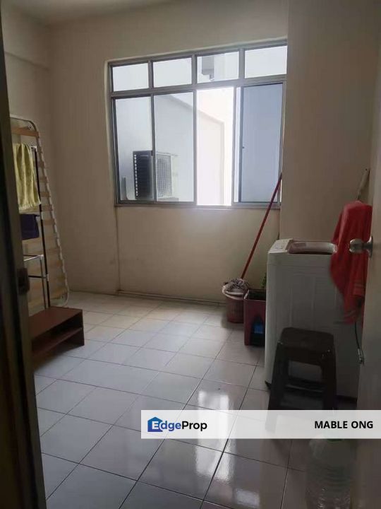 Putra Place Sungai Nibong Condominium For Sale, Penang, Sungai Nibong