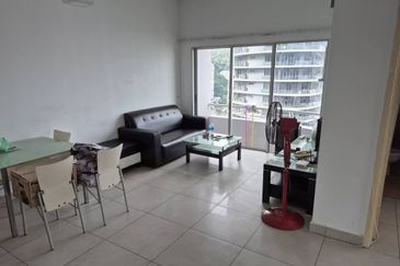 University Place (Plaza Ivory)