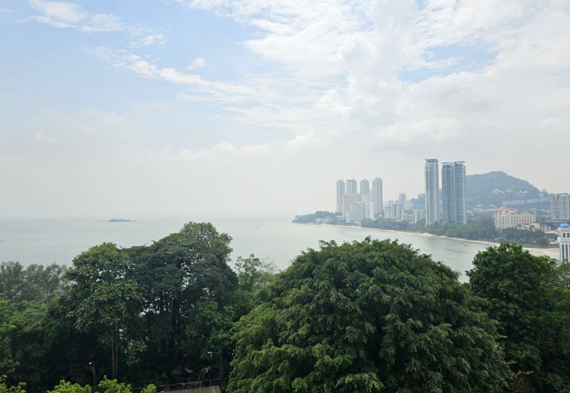 Marina Tower, Ratu Mutiara