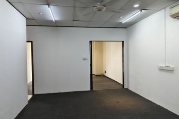 PJ21 Commercial Centre