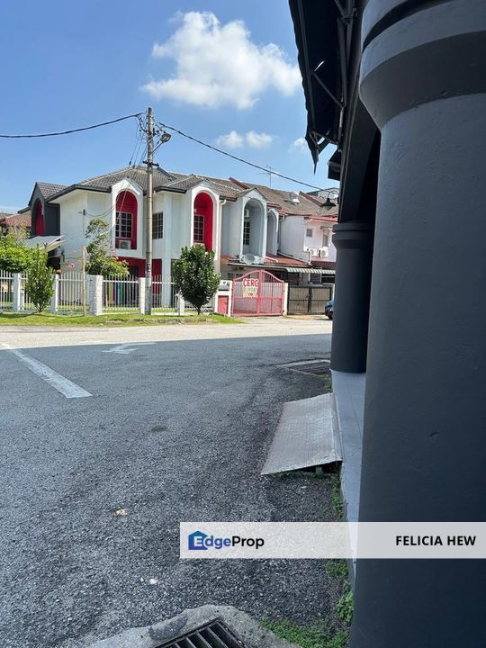 Shop facing LDP , Selangor, Bandar Sunway