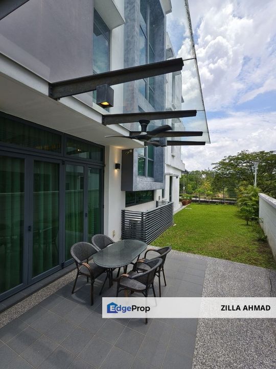 3 Storey Bungalow - Sejati Residence - Fully Furnished, Selangor, Cyberjaya