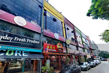 Jalan Kenari, Bandar Puchong Jaya