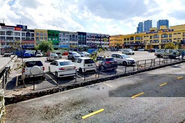 Jalan Kenari, Bandar Puchong Jaya