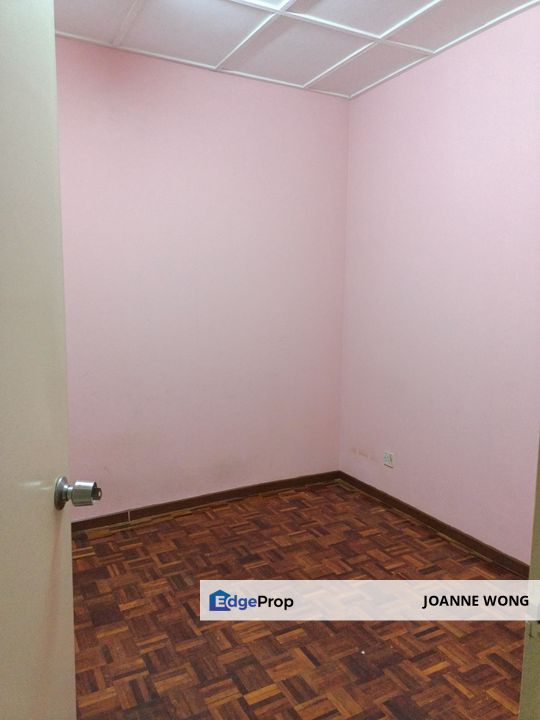 Convenient Living In Puchong near Malls ,Amenities, LRT., Selangor, Puchong