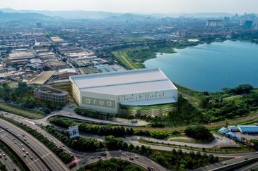 West Port, Pulau Indah