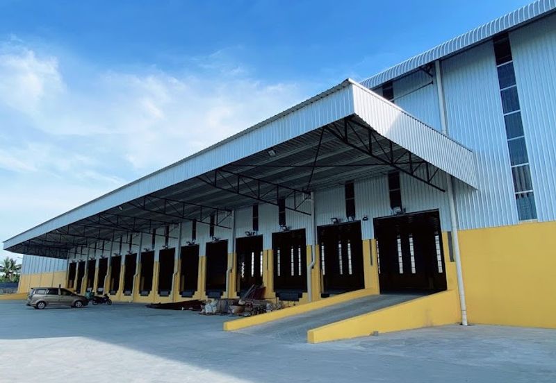 West Port, Pulau Indah