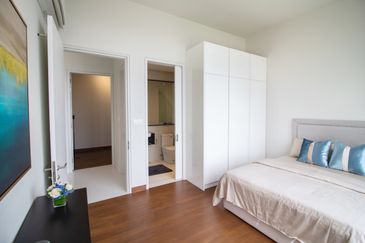 Pavilion Embassy Residence