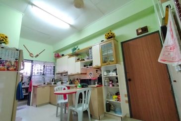 Taman Kinrara Seksyen 1