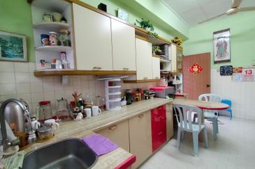 Taman Kinrara Seksyen 1