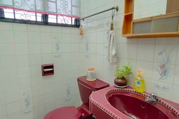 Taman Kinrara Seksyen 1