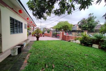 Taman Kinrara Seksyen 1