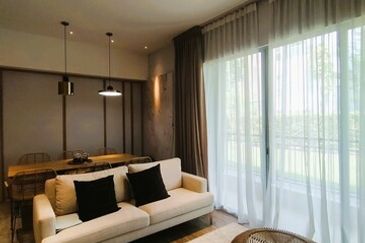 Sanderling @ Lakefront Cyberjaya