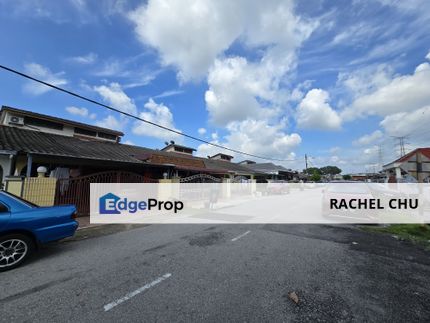 Taman Sri Serdang single storey terrace house near UPM extended, Selangor, Seri Kembangan