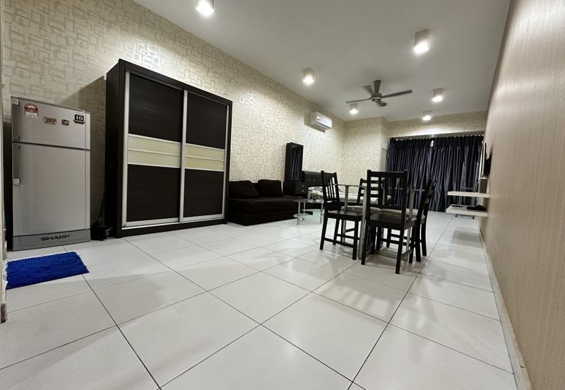 Akademik Suite @ Mount Austin