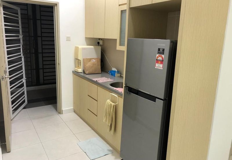 Akademik Suite @ Mount Austin