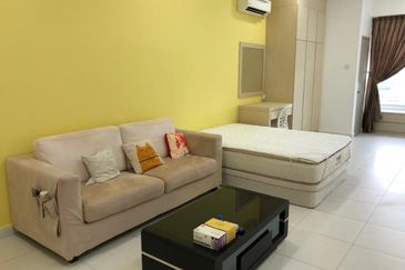 Akademik Suite @ Mount Austin