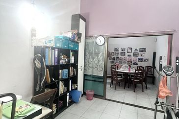 Taman Impian Emas