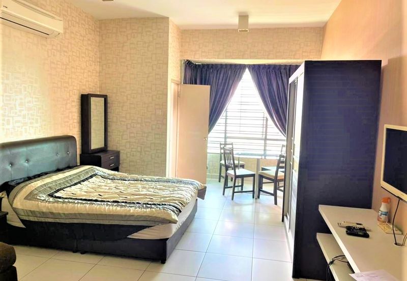 Akademik Suite @ Mount Austin