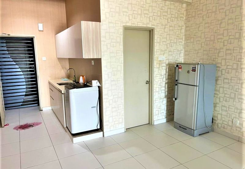 Akademik Suite @ Mount Austin