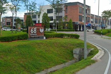 Pusat Komersial Suria (68 Avenue)