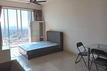 Dedaun Hijau (Greenfield Regency)