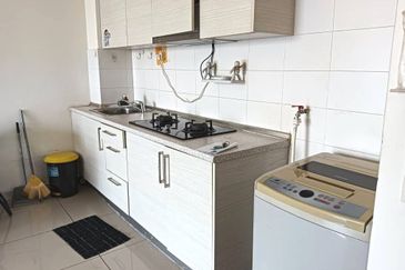 Dedaun Hijau (Greenfield Regency)