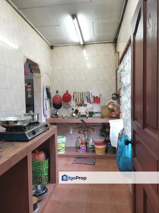 Corner Single Storey Terrace, Jalan Anggerik @ Taman Johor Jaya for ...