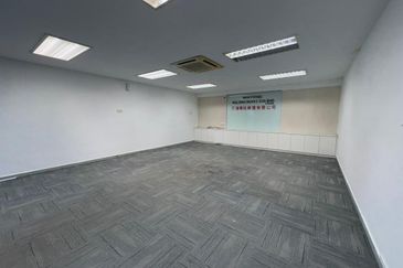 1.08 acre Commercial Warehouse With Fencing, Taman Aman, Senai