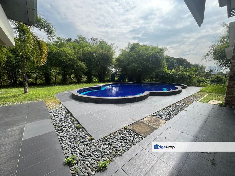 Ledang Heights Bungalow with Swimming Pool, Johor, Johor Bahru