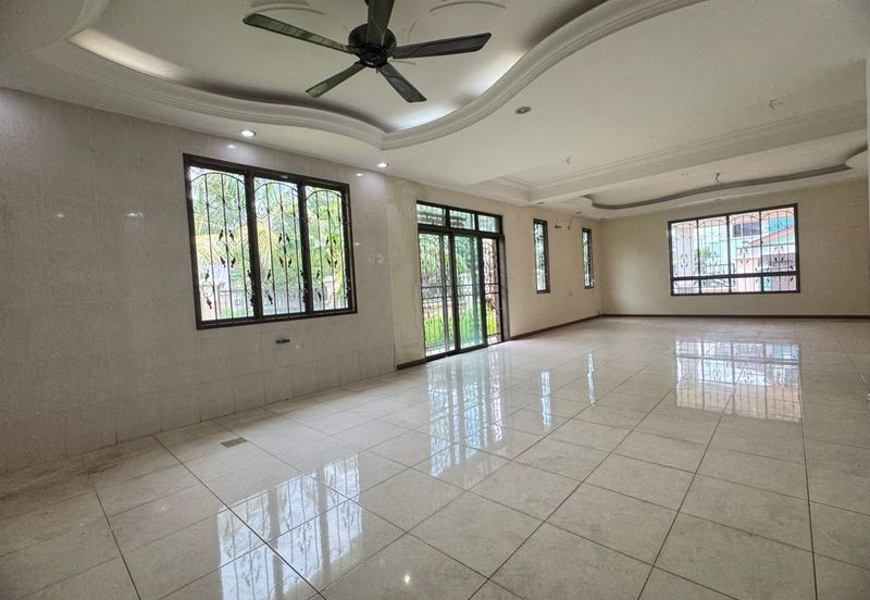 Taman Austin Perdana