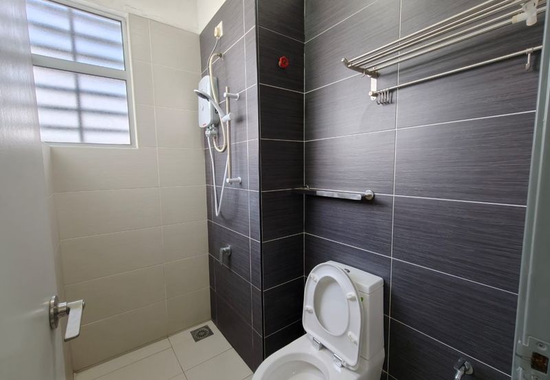 MANHATTAN @ Austin Heights