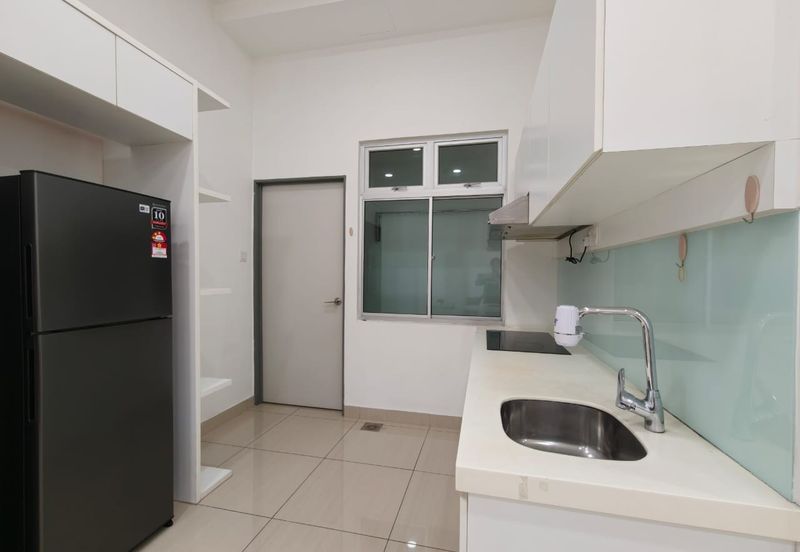 MANHATTAN @ Austin Heights