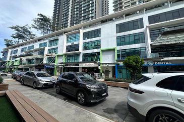 Mid Valley Southkey